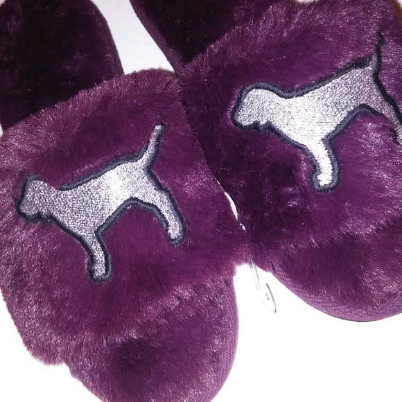 Victoria Secret PINK Slippers - Picture 6 of 8